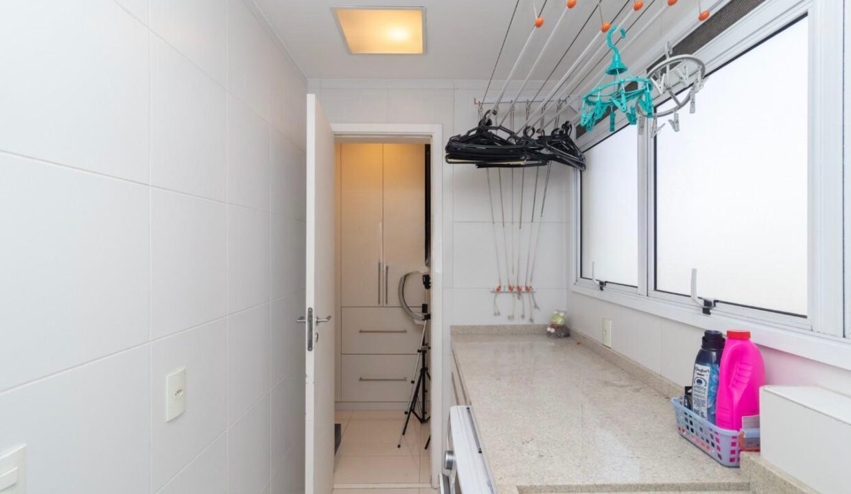 WhatsApp Image 2025-05-21 at 15.21.18 (14)