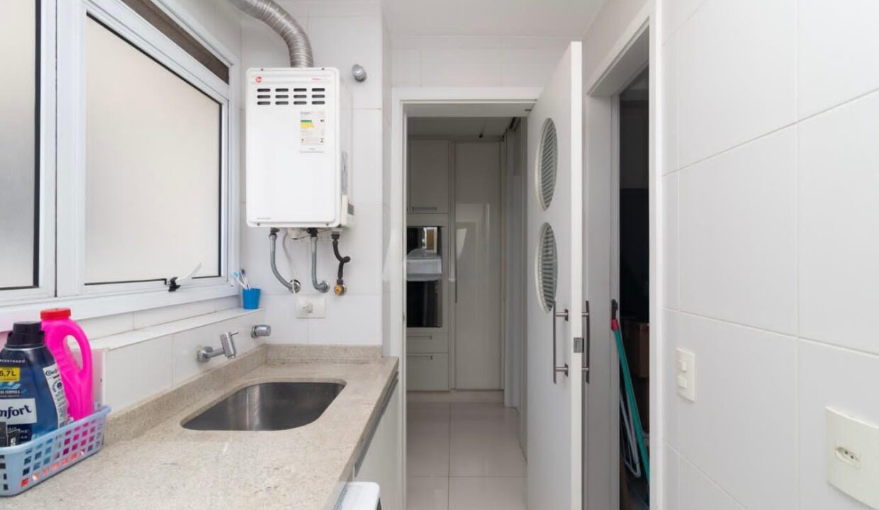 WhatsApp Image 2025-05-21 at 15.21.18 (16)