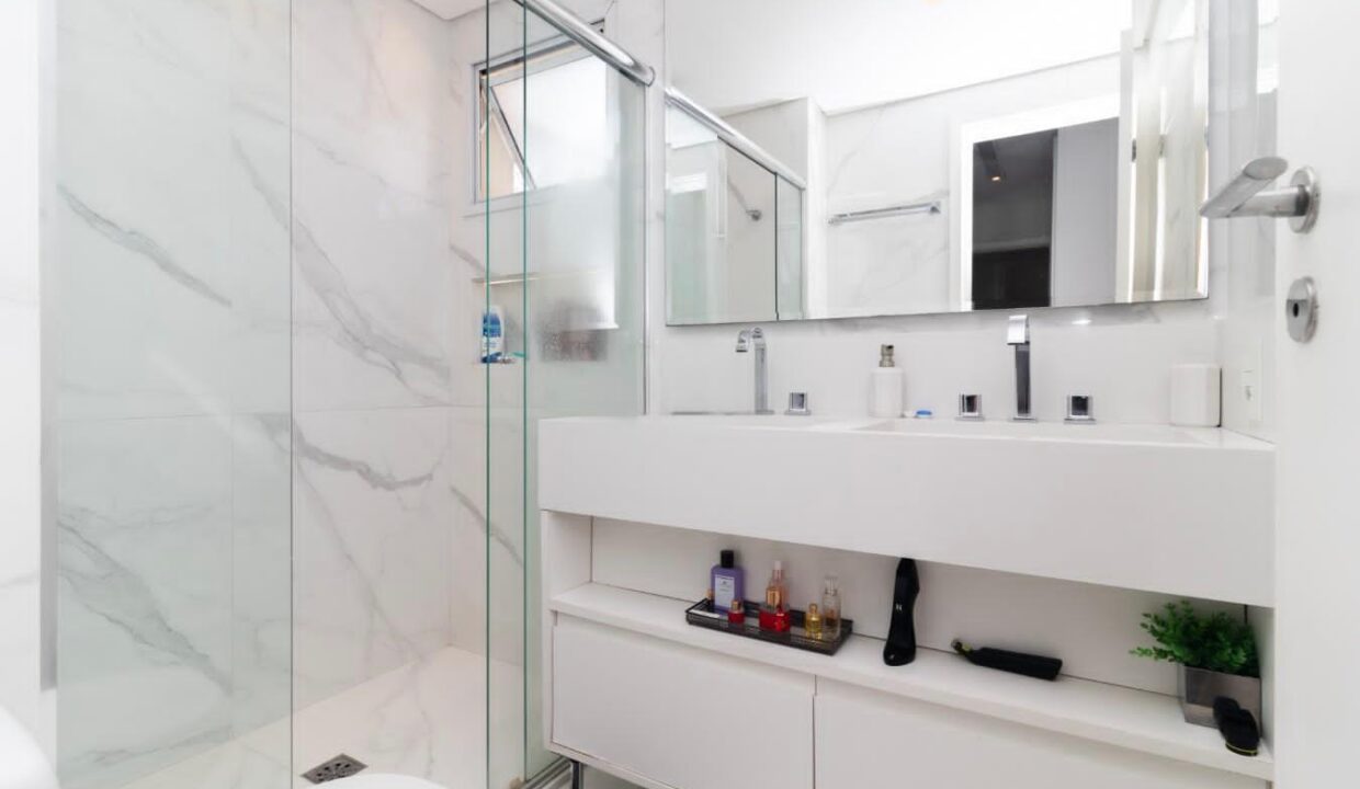 WhatsApp Image 2025-05-21 at 15.21.18 (4)