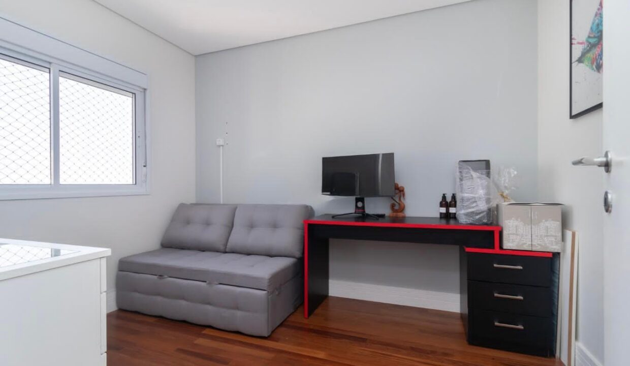 WhatsApp Image 2025-05-21 at 15.21.18 (5)