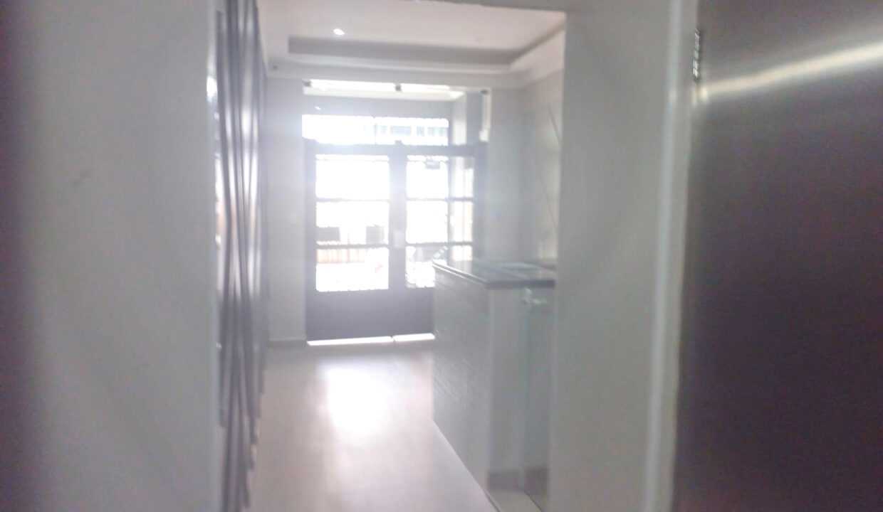 WhatsApp Image 2025-04-25 at 13.30.42 (1)-fotor-2025050713485