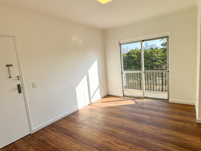 Vende-se Apartamento 03 dorm. com 01 suíte em Sto André