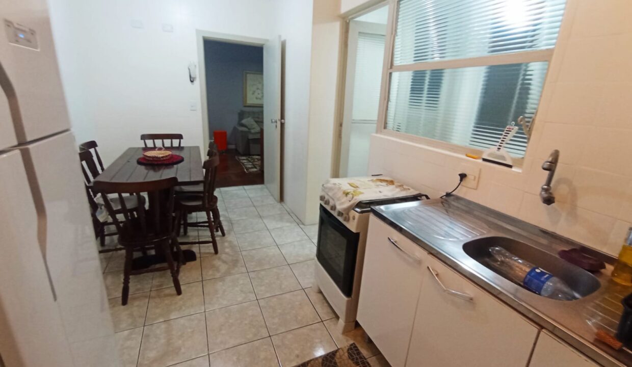 Vende-se Apartamento 02 dormitórios com vaga no Paraíso