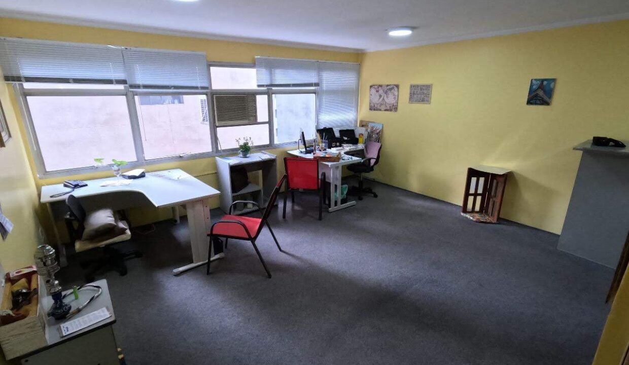 Vende-se Conjunto Comercial com 02 salas na região da Bela Vista