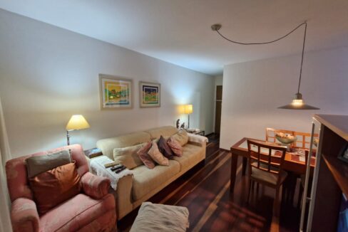 Vende-se Apartamento de 02 dorm. com lazer e vaga na Bela Vista