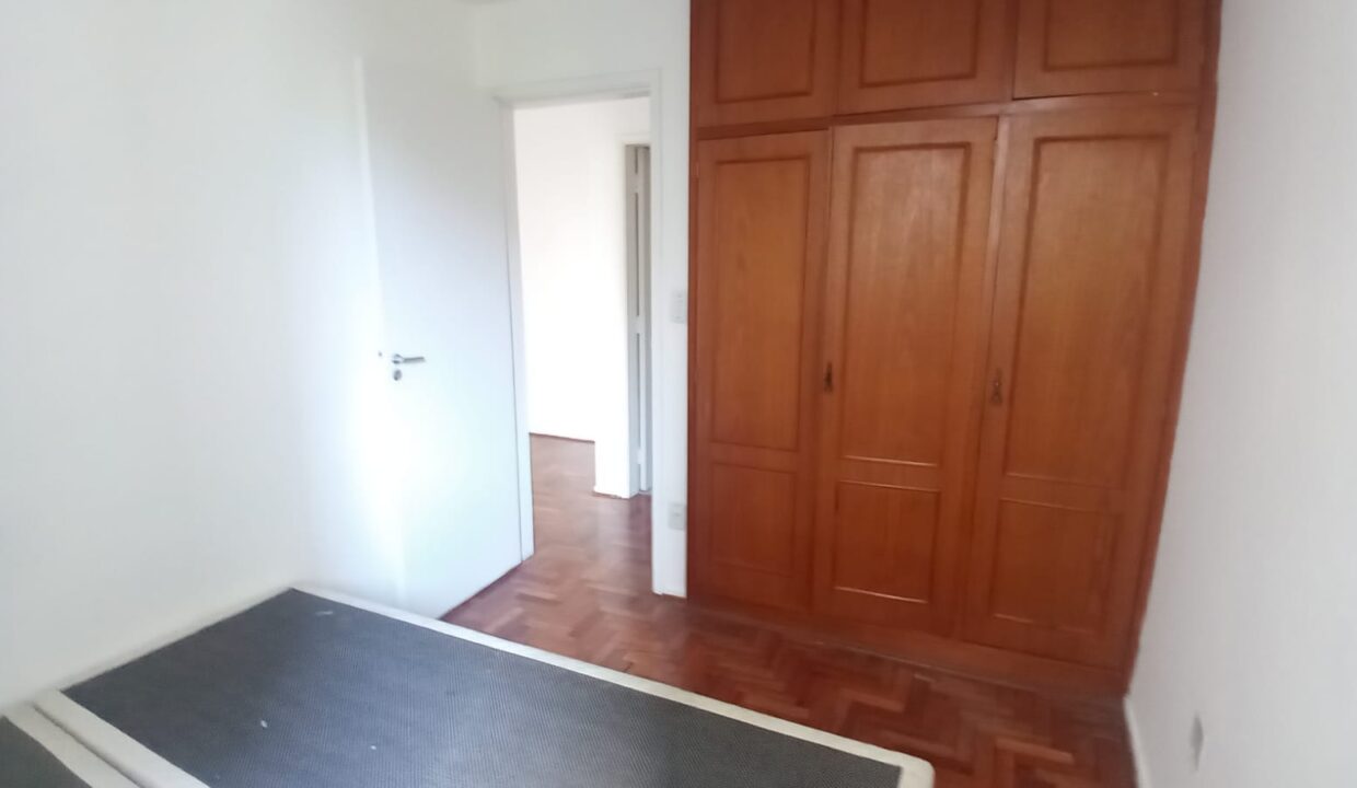 Vende-se apartamento de 01 dorm. na Bela Vista com vaga